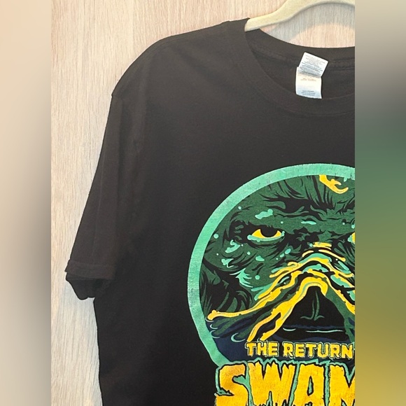 The Return Of The Swamp Thing Mens Black T Shirt Pin XL DC Comics Justice League - Picture 4 of 16